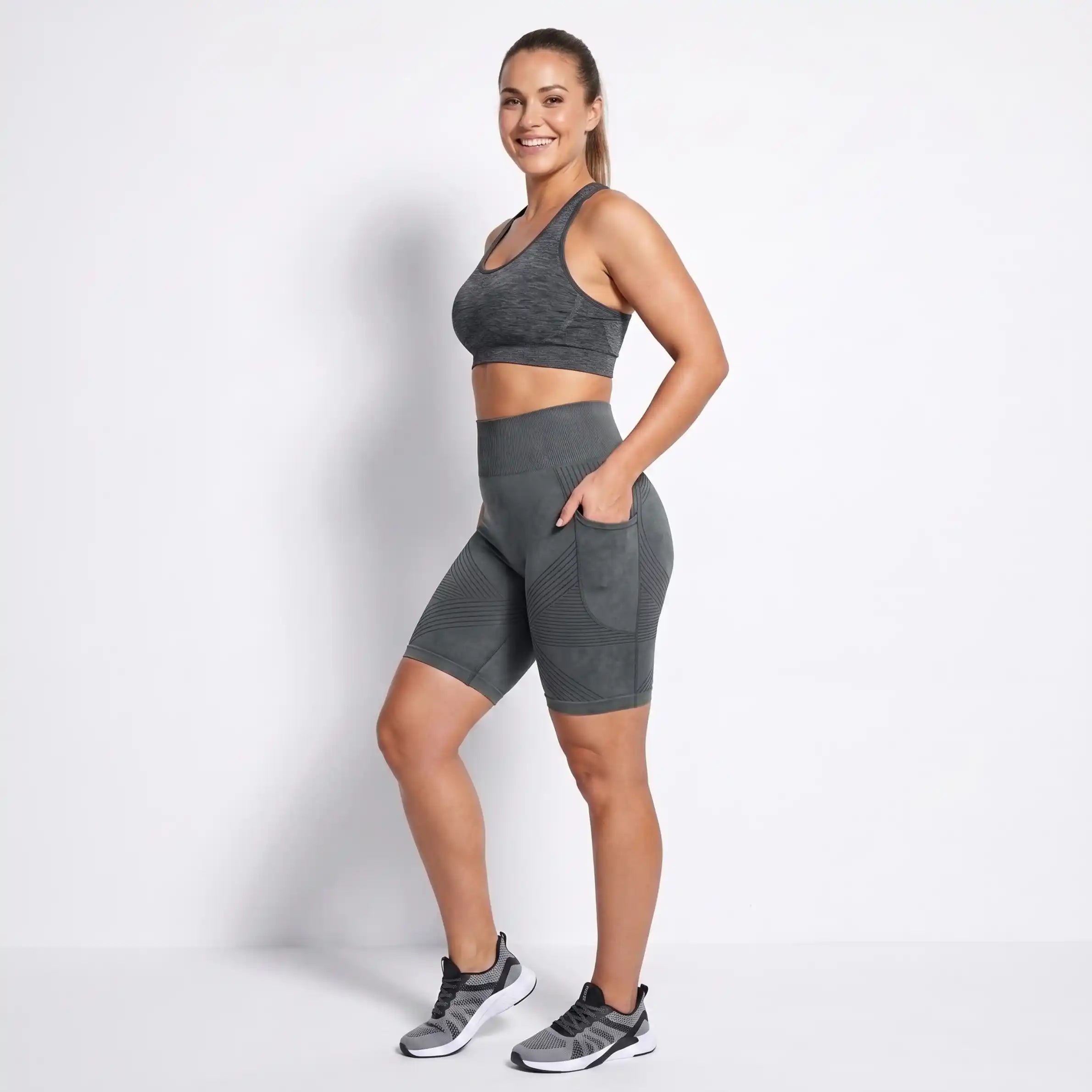 Cellumove 3D short - Redefine your silhouette effortlessly