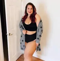CelluMove customer wearing the 3D support bra
